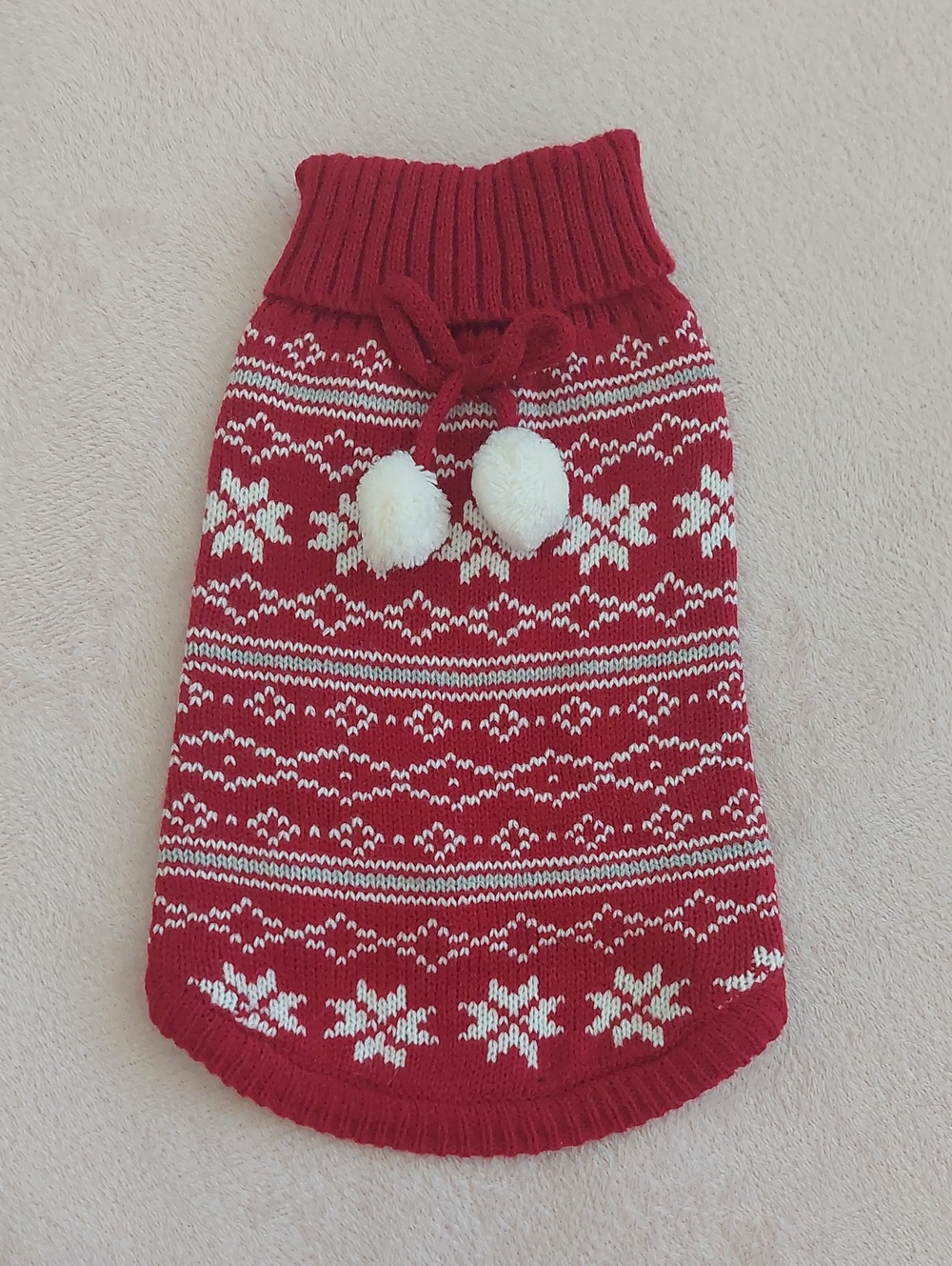 FOREVER FRIENDS Snowflake Pattern Dog Knit Sweater with Pom-Poms NWOT